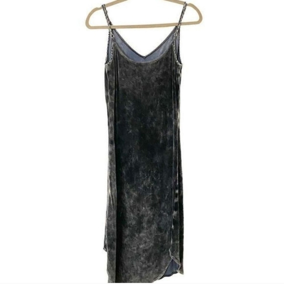 Anthropologie Cloth & Stone Women's Velvet Grey Midi Dress Size X-Small - Picture 3 of 6